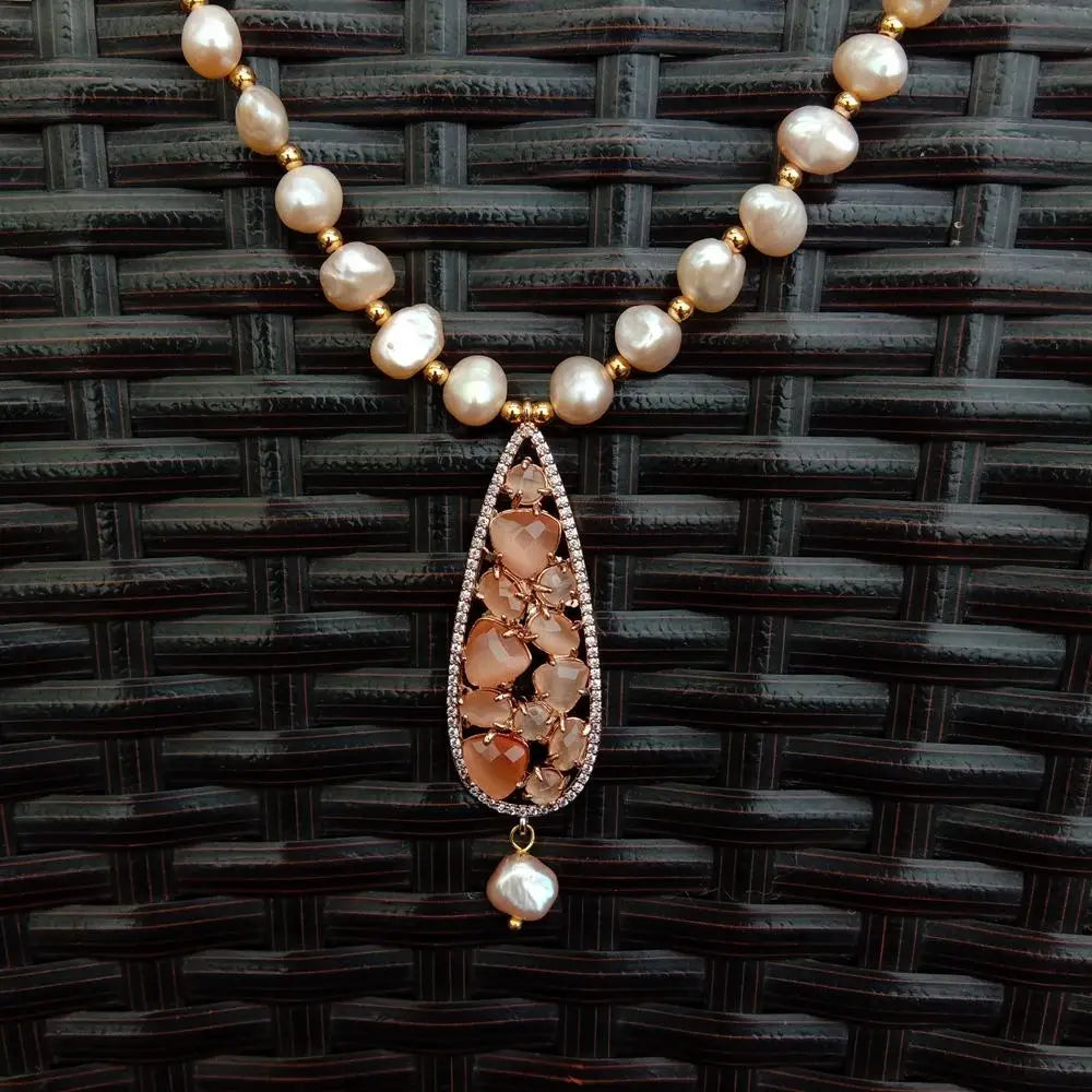 Cultured Pearl Pendant Set