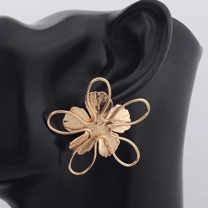 Trendy Flower Drop Earrings