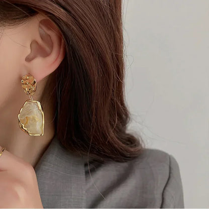 Trendy Geometric Pendant Earrings