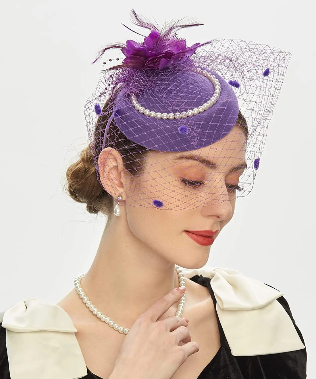 Elegant Vintage Pearl Fascinator Hat