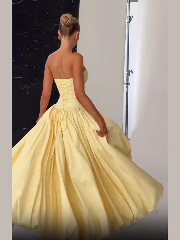 Elegant Strapless Party Dress
